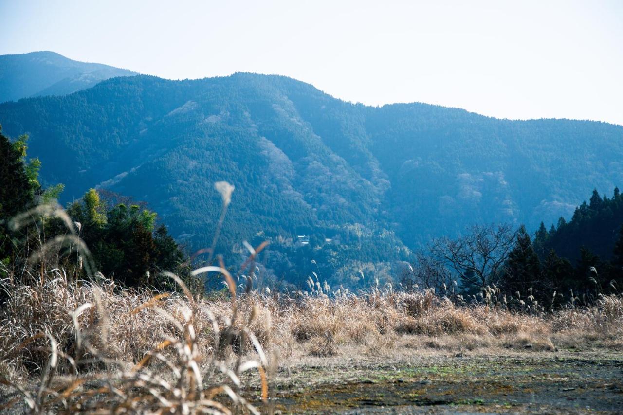 山の中の一棟貸切宿 五番地 Nambu (Yamanashi) Exteriör bild